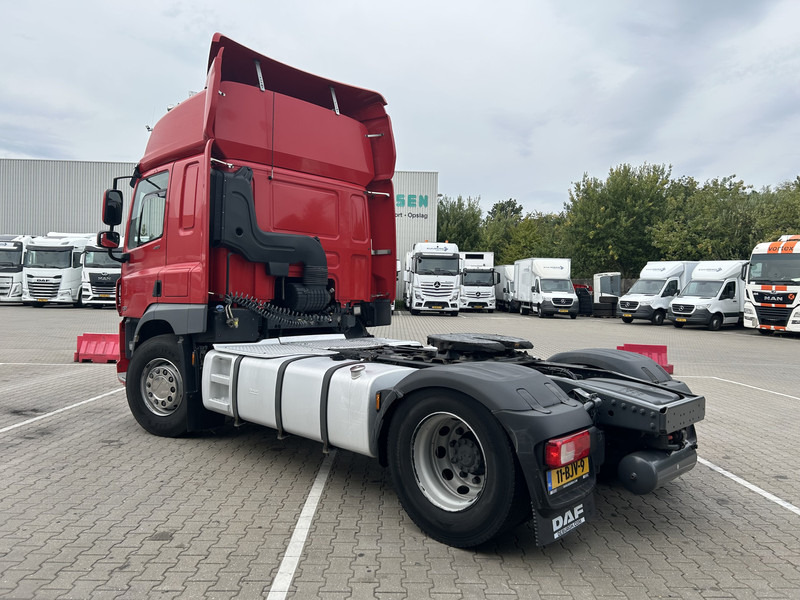 Tegljač DAF CF 410 FT Space Cab / 742 dkm / 2 Tanks / NL Truck: slika Tegljač DAF CF 410 FT Space Cab / 742 dkm / 2 Tanks / NL Truck
