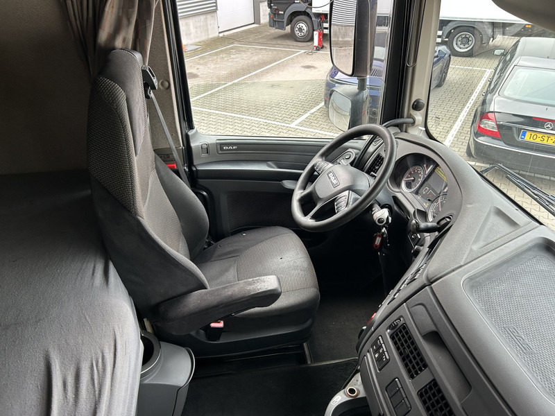 DAF XF 460 FT SSC / Retarder / 798 dkm / 2 Tanks / Stand Airco / Alcoa Wheels - Tegljač: slika DAF XF 460 FT SSC / Retarder / 798 dkm / 2 Tanks / Stand Airco / Alcoa Wheels - Tegljač DAF XF 460 FT SSC / Retarder / 798 dkm / 2 Tanks / Stand Airco / Alcoa Wheels - Tegljač: slika DAF XF 460 FT SSC / Retarder / 798 dkm / 2 Tanks / Stand Airco / Alcoa Wheels - Tegljač