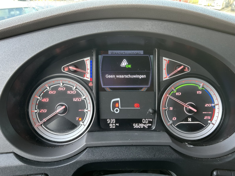 DAF XF 480 FT SSC / 562 dkm / 2 Tanks / APK TUV 10-26 - Tegljač: slika DAF XF 480 FT SSC / 562 dkm / 2 Tanks / APK TUV 10-26 - Tegljač DAF XF 480 FT SSC / 562 dkm / 2 Tanks / APK TUV 10-26 - Tegljač: slika DAF XF 480 FT SSC / 562 dkm / 2 Tanks / APK TUV 10-26 - Tegljač