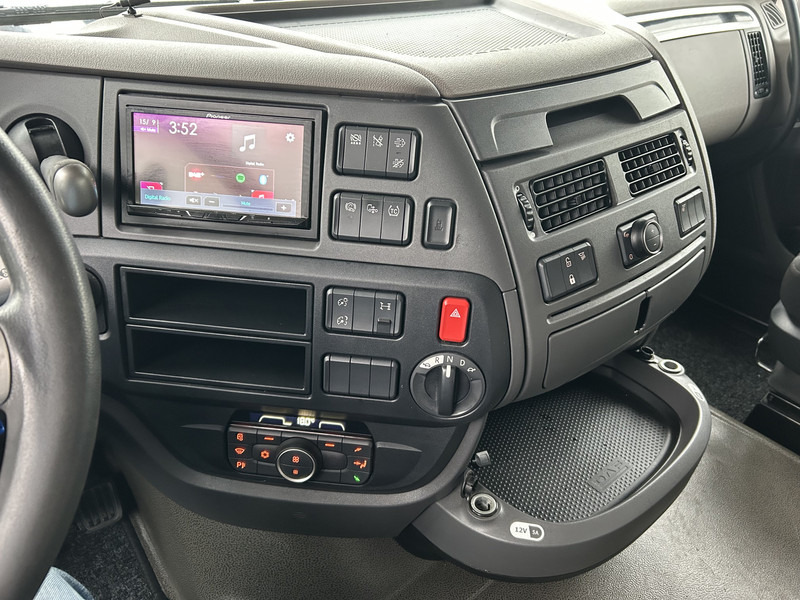 DAF XF 480 FT Space Cab / 450 dkm / New Tacho V2 / 2 Tanks / APK TUV 07-26 - Tegljač: slika DAF XF 480 FT Space Cab / 450 dkm / New Tacho V2 / 2 Tanks / APK TUV 07-26 - Tegljač DAF XF 480 FT Space Cab / 450 dkm / New Tacho V2 / 2 Tanks / APK TUV 07-26 - Tegljač: slika DAF XF 480 FT Space Cab / 450 dkm / New Tacho V2 / 2 Tanks / APK TUV 07-26 - Tegljač