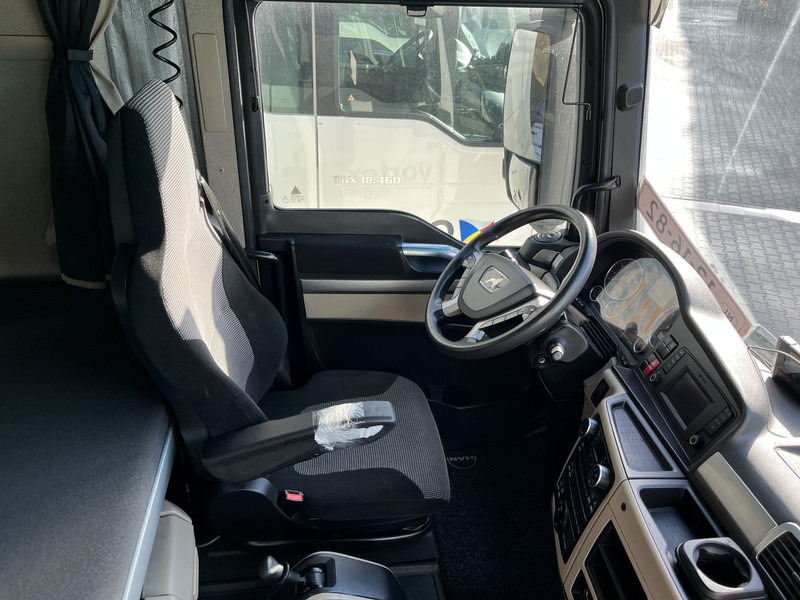 MAN TGX 18.460 XXL / Motor Defect -> Not Running / Retarder / 526 dkm / 2 Tanks - Tegljač: slika MAN TGX 18.460 XXL / Motor Defect -> Not Running / Retarder / 526 dkm / 2 Tanks - Tegljač MAN TGX 18.460 XXL / Motor Defect -> Not Running / Retarder / 526 dkm / 2 Tanks - Tegljač: slika MAN TGX 18.460 XXL / Motor Defect -> Not Running / Retarder / 526 dkm / 2 Tanks - Tegljač