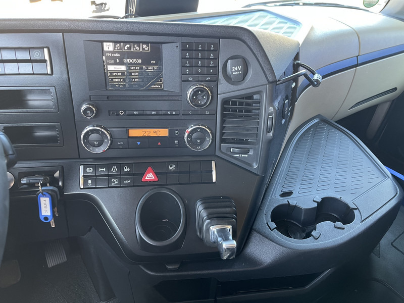 Mercedes-Benz Actros 1842 Streamspace / 937 dkm / 2 Tanks / NL Truck - Tegljač: slika Mercedes-Benz Actros 1842 Streamspace / 937 dkm / 2 Tanks / NL Truck - Tegljač Mercedes-Benz Actros 1842 Streamspace / 937 dkm / 2 Tanks / NL Truck - Tegljač: slika Mercedes-Benz Actros 1842 Streamspace / 937 dkm / 2 Tanks / NL Truck - Tegljač