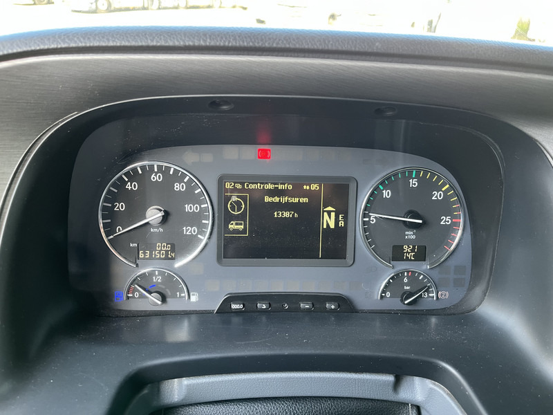 Mercedes-Benz Actros 2546 V6 / MP3 F04 Megaspace / 631 dkm / 6x2 Steer + Lift / NL Truck - Tegljač: slika Mercedes-Benz Actros 2546 V6 / MP3 F04 Megaspace / 631 dkm / 6x2 Steer + Lift / NL Truck - Tegljač Mercedes-Benz Actros 2546 V6 / MP3 F04 Megaspace / 631 dkm / 6x2 Steer + Lift / NL Truck - Tegljač: slika Mercedes-Benz Actros 2546 V6 / MP3 F04 Megaspace / 631 dkm / 6x2 Steer + Lift / NL Truck - Tegljač