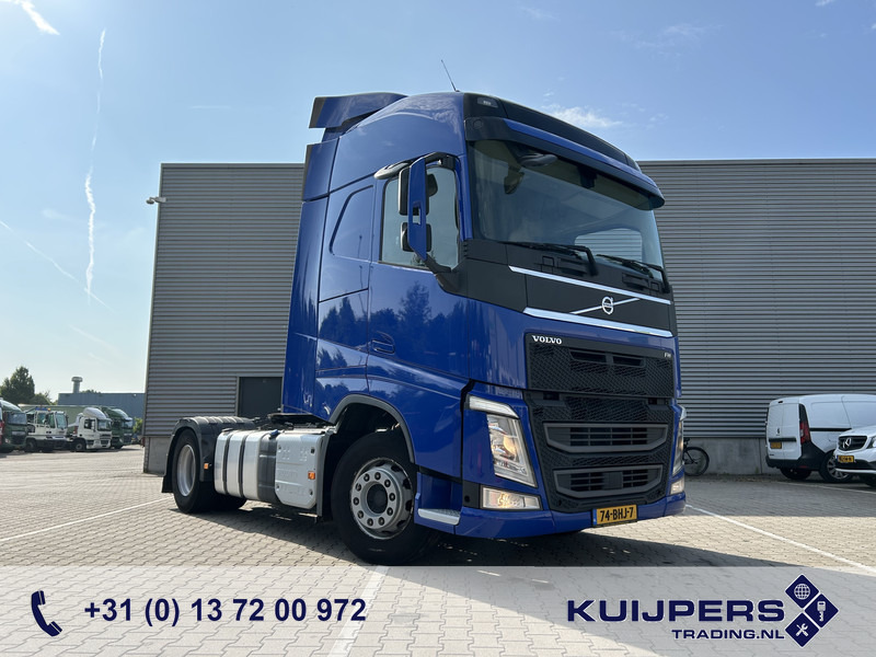 Volvo FH 420 Globetrotter / 921 dkm / 2 Tanks / VEB+ / NL Truck - Tegljač: slika Volvo FH 420 Globetrotter / 921 dkm / 2 Tanks / VEB+ / NL Truck - Tegljač Volvo FH 420 Globetrotter / 921 dkm / 2 Tanks / VEB+ / NL Truck - Tegljač: slika Volvo FH 420 Globetrotter / 921 dkm / 2 Tanks / VEB+ / NL Truck - Tegljač