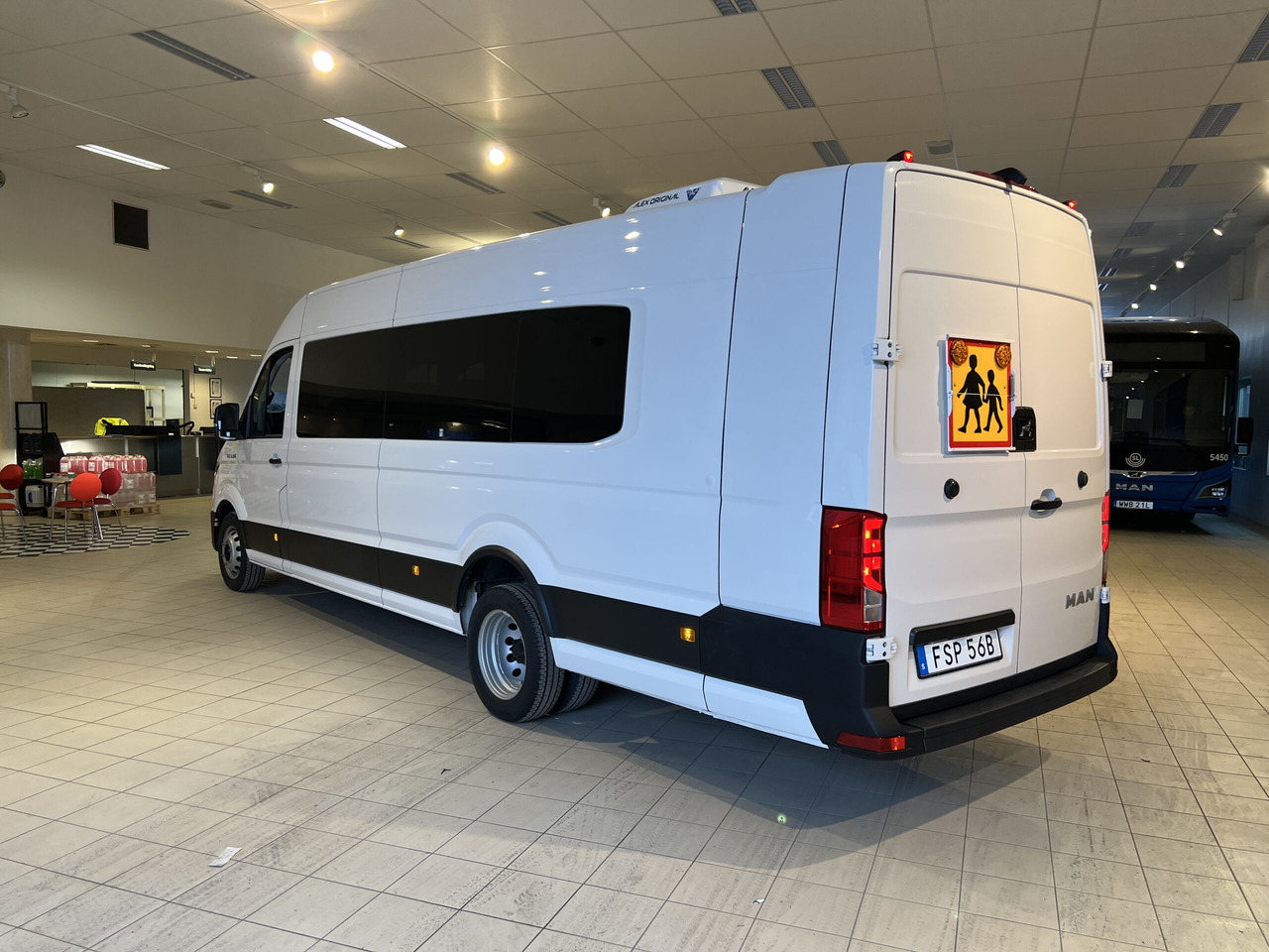 MAN TGE 6.160 Intercity - Minibus, Putnički kombi: slika  MAN TGE 6.160 Intercity - Minibus, Putnički kombi MAN TGE 6.160 Intercity - Minibus, Putnički kombi: slika  MAN TGE 6.160 Intercity - Minibus, Putnički kombi