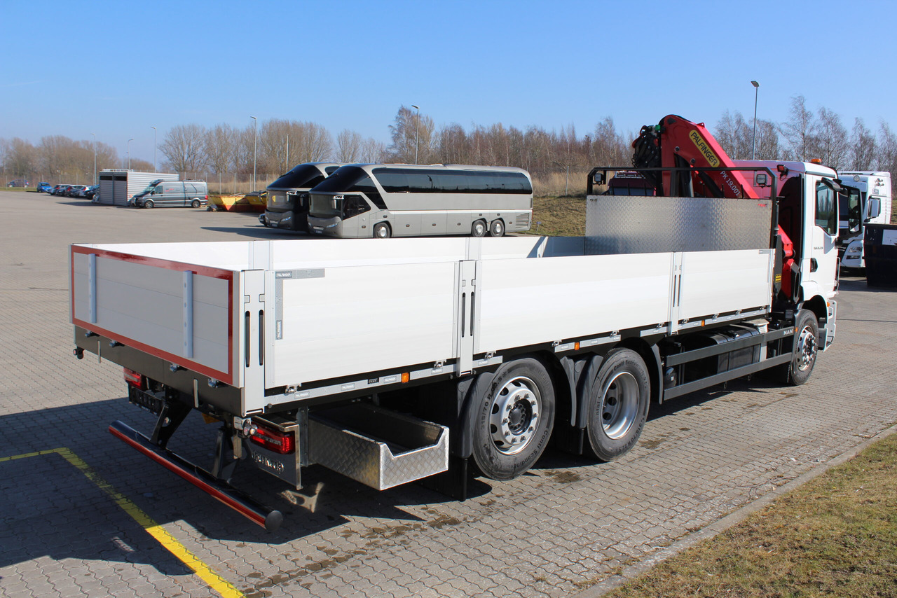 MAN TGM 26.320 6×2-4 PK19.001SLD5 Brädgårdsbil - Kamion s otvorenim sandukom, Kamion s kranom: slika MAN TGM 26.320 6×2-4 PK19.001SLD5 Brädgårdsbil - Kamion s otvorenim sandukom, Kamion s kranom MAN TGM 26.320 6×2-4 PK19.001SLD5 Brädgårdsbil - Kamion s otvorenim sandukom, Kamion s kranom: slika MAN TGM 26.320 6×2-4 PK19.001SLD5 Brädgårdsbil - Kamion s otvorenim sandukom, Kamion s kranom