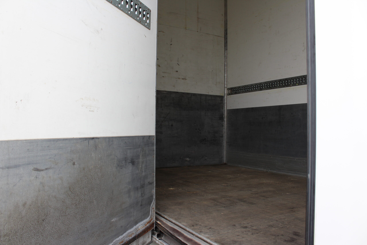 MAN TGX 26.480 6×2-4 Skåp/Fjärr - Kamion sandučar: slika MAN TGX 26.480 6×2-4 Skåp/Fjärr - Kamion sandučar MAN TGX 26.480 6×2-4 Skåp/Fjärr - Kamion sandučar: slika MAN TGX 26.480 6×2-4 Skåp/Fjärr - Kamion sandučar