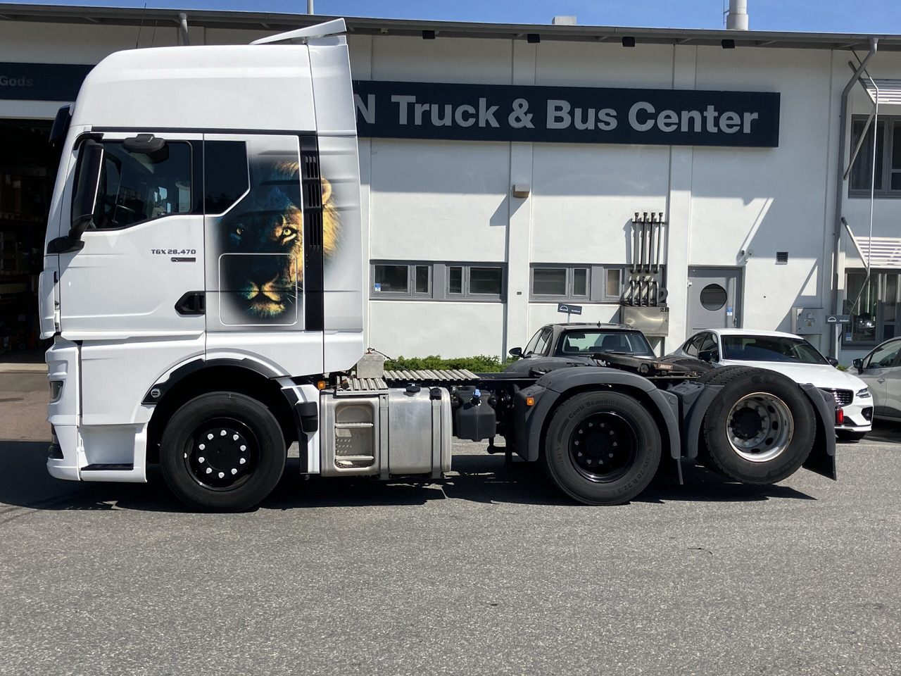 TGX 28.470 6X2 Individual - Tegljač: slika TGX 28.470 6X2 Individual - Tegljač TGX 28.470 6X2 Individual - Tegljač: slika TGX 28.470 6X2 Individual - Tegljač