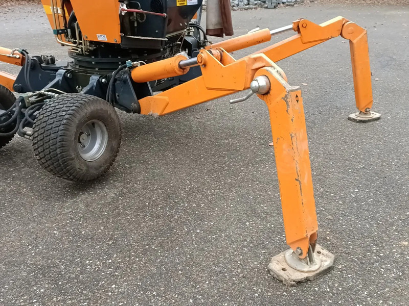 Mini bager Boki 2551: slika Mini bager Boki 2551