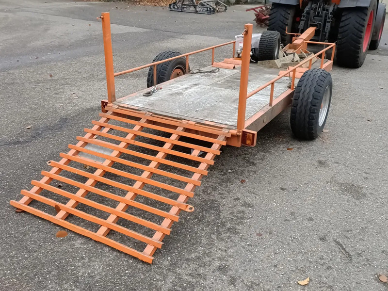 Mini bager Boki 2551: slika Mini bager Boki 2551