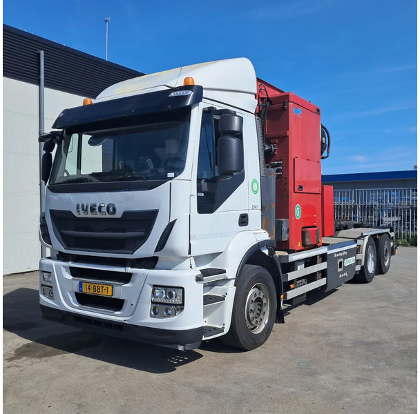 Iveco AD260SY/PS CNG - Kamion za odvoz smeća: slika Iveco AD260SY/PS CNG - Kamion za odvoz smeća Iveco AD260SY/PS CNG - Kamion za odvoz smeća: slika Iveco AD260SY/PS CNG - Kamion za odvoz smeća