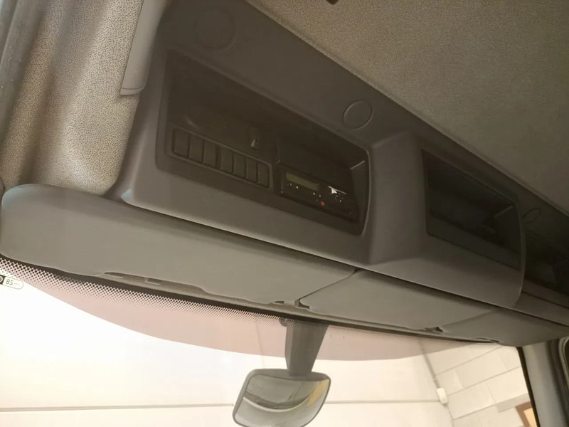 DAF 45.160 - Kamion: slika DAF 45.160 - Kamion DAF 45.160 - Kamion: slika DAF 45.160 - Kamion