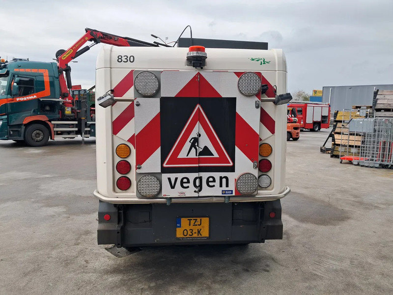 Ravo 540 540 - Cestovna čistilica: slika Ravo 540 540 - Cestovna čistilica Ravo 540 540 - Cestovna čistilica: slika Ravo 540 540 - Cestovna čistilica