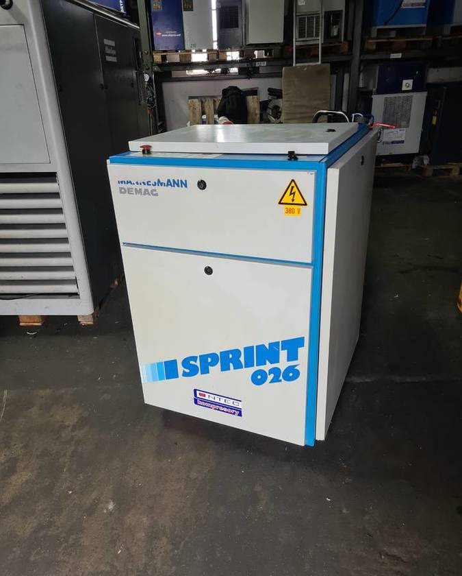 Kompresor śrubowy Demag Sprint 026, 15 kw - Zračni kompresor: slika Kompresor śrubowy Demag Sprint 026, 15 kw - Zračni kompresor Kompresor śrubowy Demag Sprint 026, 15 kw - Zračni kompresor: slika Kompresor śrubowy Demag Sprint 026, 15 kw - Zračni kompresor
