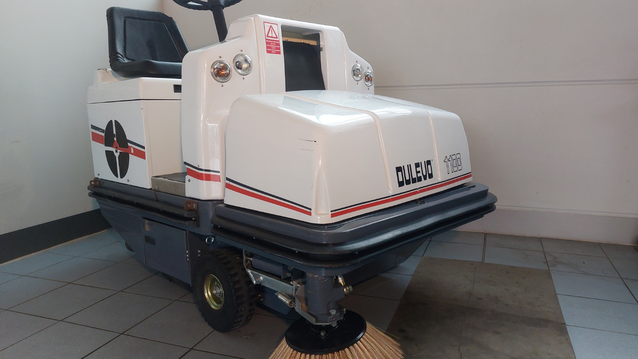 DULEVO 1100 EH - Pometač podova: slika DULEVO 1100 EH - Pometač podova DULEVO 1100 EH - Pometač podova: slika DULEVO 1100 EH - Pometač podova