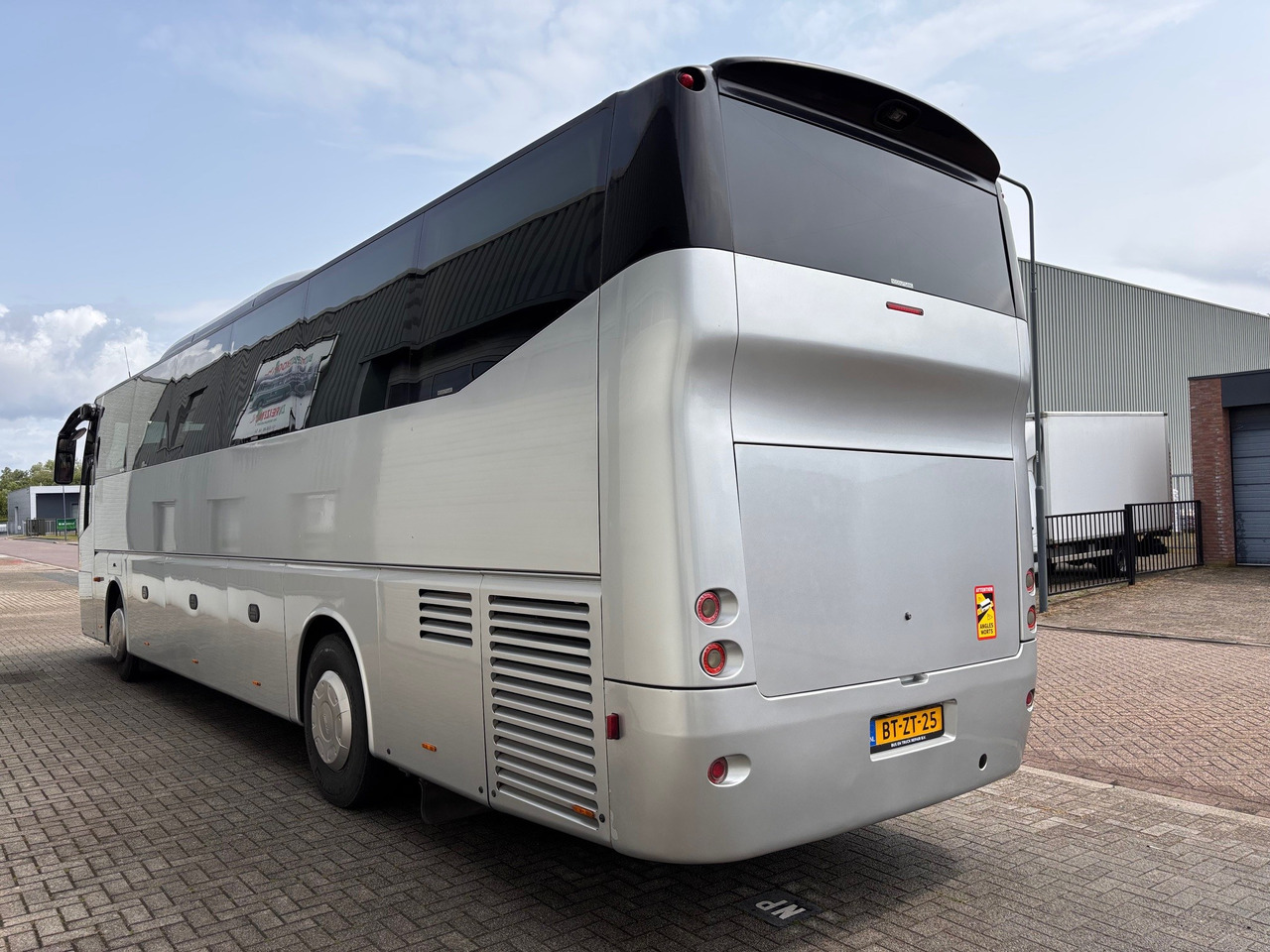 VDL Bova MHD 122.410 - Prigradski autobus: slika VDL Bova MHD 122.410 - Prigradski autobus VDL Bova MHD 122.410 - Prigradski autobus: slika VDL Bova MHD 122.410 - Prigradski autobus