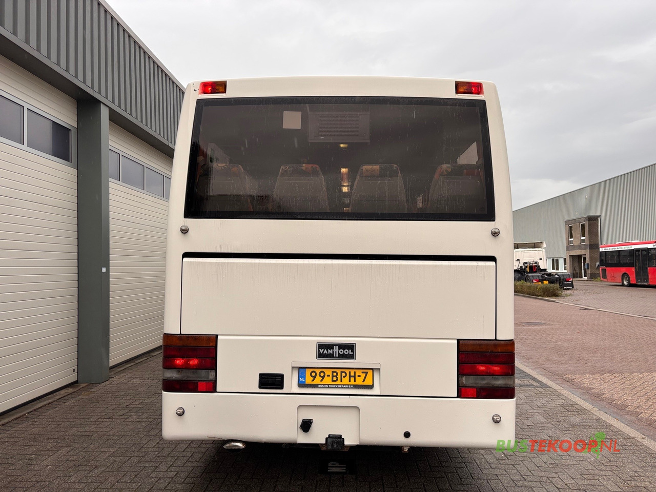Vanhool T915 CL, 51 Places and toilet - Prigradski autobus: slika  Vanhool T915 CL, 51 Places and toilet - Prigradski autobus Vanhool T915 CL, 51 Places and toilet - Prigradski autobus: slika  Vanhool T915 CL, 51 Places and toilet - Prigradski autobus