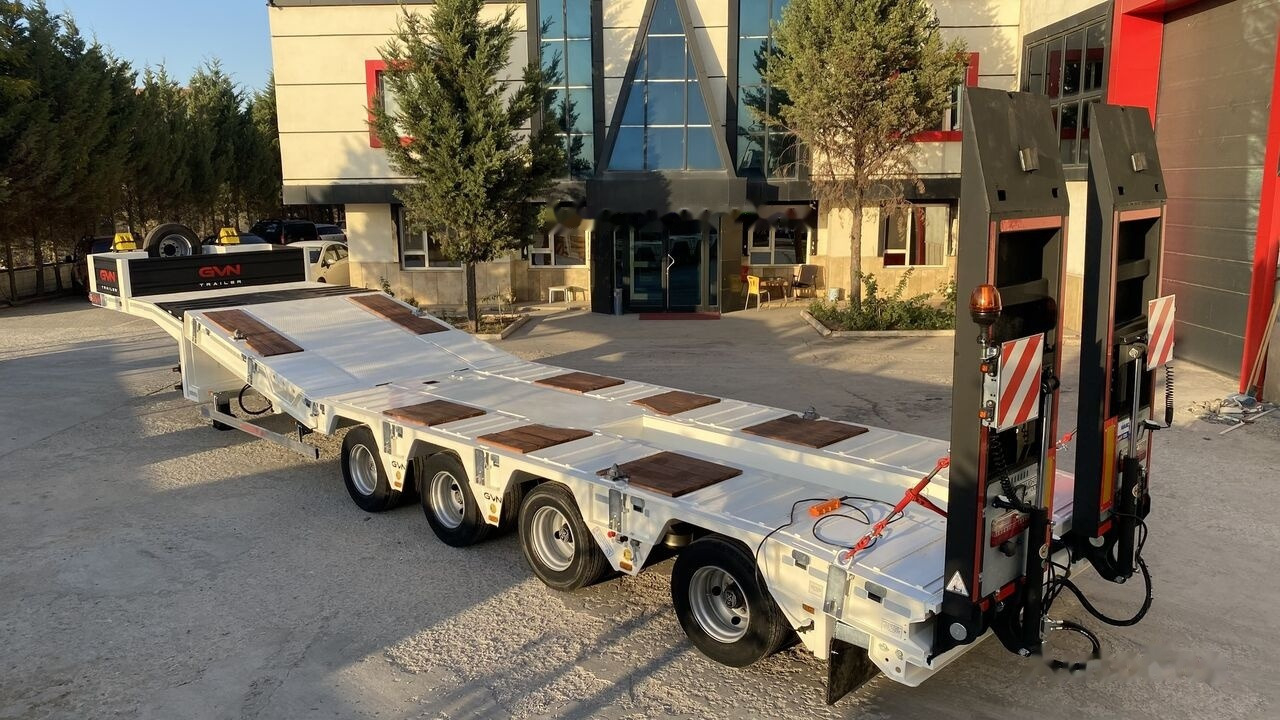 GVN Trailer 4 AXLE HYDRAULIC PLATFORM LOWBED - Poluprikolica s niskim utovarivačem: slika GVN Trailer 4 AXLE HYDRAULIC PLATFORM LOWBED - Poluprikolica s niskim utovarivačem GVN Trailer 4 AXLE HYDRAULIC PLATFORM LOWBED - Poluprikolica s niskim utovarivačem: slika GVN Trailer 4 AXLE HYDRAULIC PLATFORM LOWBED - Poluprikolica s niskim utovarivačem