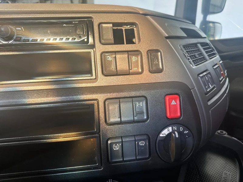 Zakup DAF XF 106.440 SPACECAB /ADR /INTARDER DAF XF 106.440 SPACECAB /ADR /INTARDER: slika Zakup DAF XF 106.440 SPACECAB /ADR /INTARDER DAF XF 106.440 SPACECAB /ADR /INTARDER