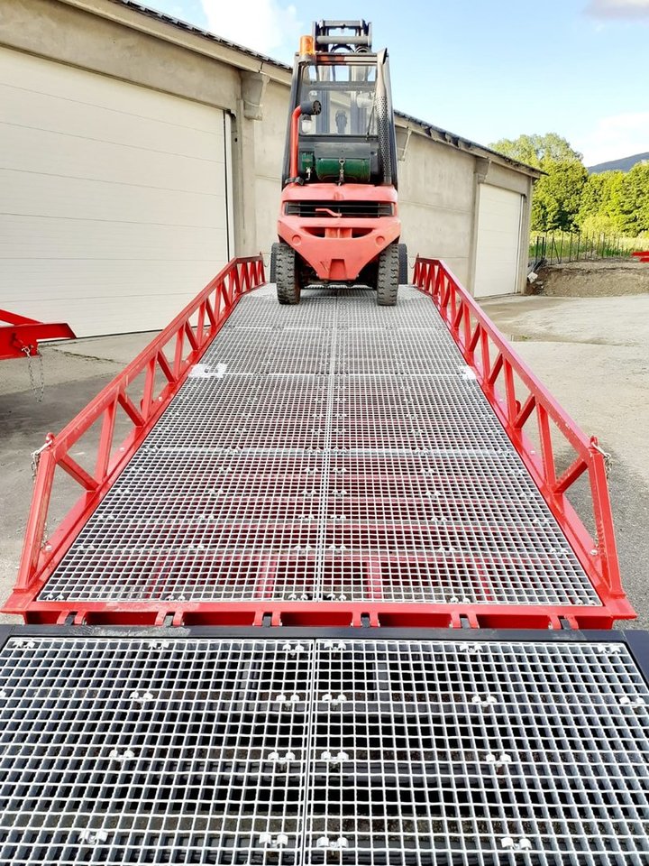 AZ RAMP STAR- 8T mobile loading ramp - Utovarna rampa: slika AZ RAMP STAR- 8T mobile loading ramp - Utovarna rampa AZ RAMP STAR- 8T mobile loading ramp - Utovarna rampa: slika AZ RAMP STAR- 8T mobile loading ramp - Utovarna rampa
