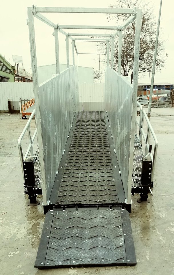 Utovarna rampa AZ RAMP TOP AGRI mobile loading ramp: slika Utovarna rampa AZ RAMP TOP AGRI mobile loading ramp