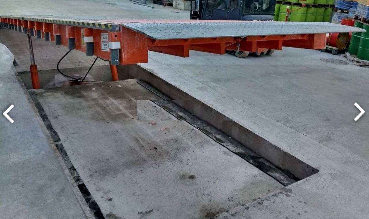 Embeded loading ramp-Buried loading ramp with tilting lip.AZ RAMP-EASY ST-10T - Utovarna rampa: slika Embeded loading ramp-Buried loading ramp with tilting lip.AZ RAMP-EASY ST-10T - Utovarna rampa Embeded loading ramp-Buried loading ramp with tilting lip.AZ RAMP-EASY ST-10T - Utovarna rampa: slika Embeded loading ramp-Buried loading ramp with tilting lip.AZ RAMP-EASY ST-10T - Utovarna rampa