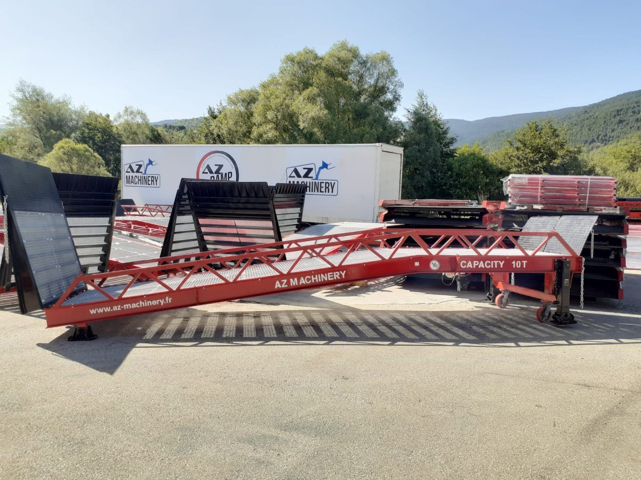 Novi Utovarna rampa Loading Ramp with with hydraulic tilting bridge - AZ RAMP - STAR- 8T. 8 ton capacity: slika Novi Utovarna rampa Loading Ramp with with hydraulic tilting bridge - AZ RAMP - STAR- 8T. 8 ton capacity Novi Utovarna rampa Loading Ramp with with hydraulic tilting bridge - AZ RAMP - STAR- 8T. 8 ton capacity: slika Novi Utovarna rampa Loading Ramp with with hydraulic tilting bridge - AZ RAMP - STAR- 8T. 8 ton capacity