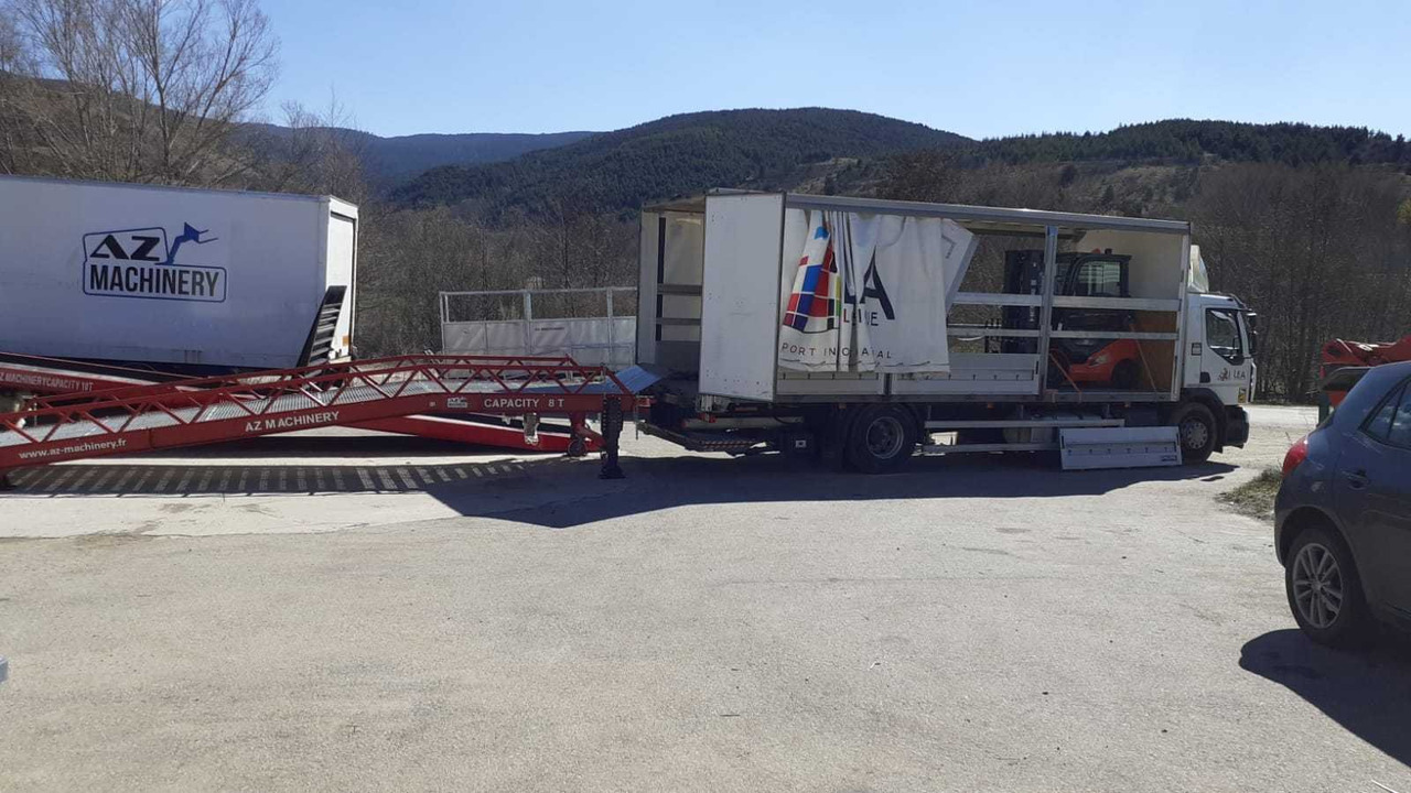 Novi Utovarna rampa Loading Ramp with with hydraulic tilting bridge - AZ RAMP - STAR- 8T. 8 ton capacity: slika Novi Utovarna rampa Loading Ramp with with hydraulic tilting bridge - AZ RAMP - STAR- 8T. 8 ton capacity Novi Utovarna rampa Loading Ramp with with hydraulic tilting bridge - AZ RAMP - STAR- 8T. 8 ton capacity: slika Novi Utovarna rampa Loading Ramp with with hydraulic tilting bridge - AZ RAMP - STAR- 8T. 8 ton capacity