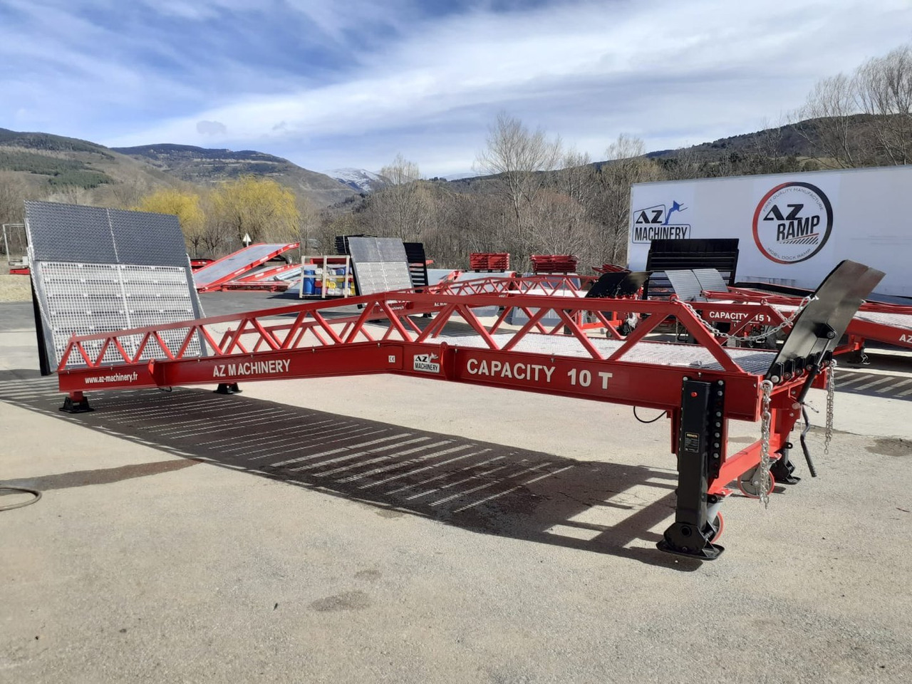 Novi Utovarna rampa Loading Ramp with with hydraulic tilting bridge - AZ RAMP - STAR- 8T. 8 ton capacity: slika Novi Utovarna rampa Loading Ramp with with hydraulic tilting bridge - AZ RAMP - STAR- 8T. 8 ton capacity Novi Utovarna rampa Loading Ramp with with hydraulic tilting bridge - AZ RAMP - STAR- 8T. 8 ton capacity: slika Novi Utovarna rampa Loading Ramp with with hydraulic tilting bridge - AZ RAMP - STAR- 8T. 8 ton capacity