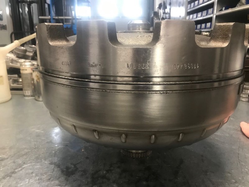 Volvo 11038440 Torque converter A25 A30 A35 A40 (D) - Prijenos za Zglobni istovarivač: slika Volvo 11038440 Torque converter A25 A30 A35 A40 (D) - Prijenos za Zglobni istovarivač Volvo 11038440 Torque converter A25 A30 A35 A40 (D) - Prijenos za Zglobni istovarivač: slika Volvo 11038440 Torque converter A25 A30 A35 A40 (D) - Prijenos za Zglobni istovarivač