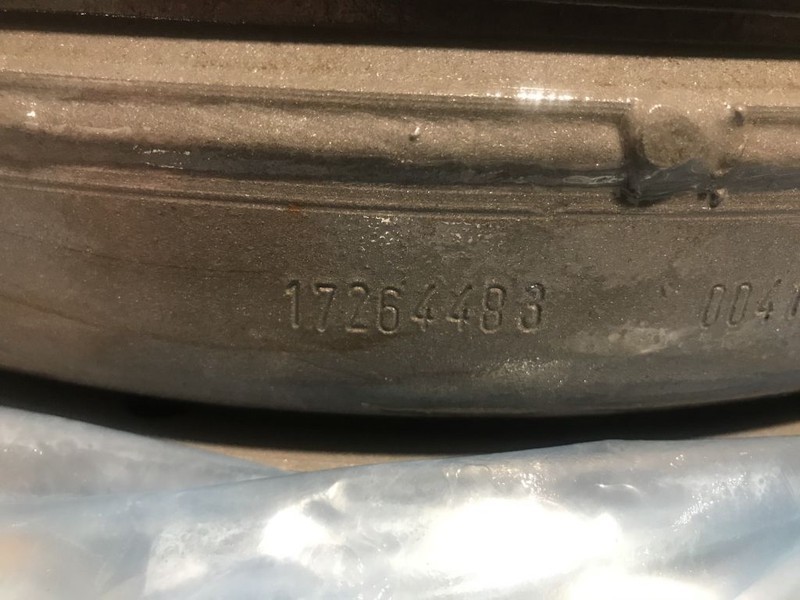 Volvo 11038455 17264483 PT2509 PT2519 22401 22671 22418 22419 - Prijenos za Zglobni istovarivač: slika Volvo 11038455 17264483 PT2509 PT2519 22401 22671 22418 22419 - Prijenos za Zglobni istovarivač Volvo 11038455 17264483 PT2509 PT2519 22401 22671 22418 22419 - Prijenos za Zglobni istovarivač: slika Volvo 11038455 17264483 PT2509 PT2519 22401 22671 22418 22419 - Prijenos za Zglobni istovarivač