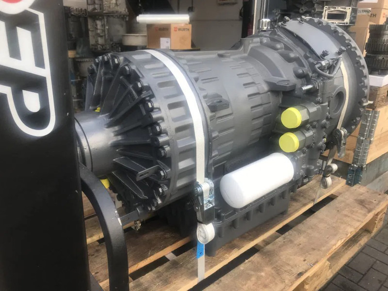 Volvo VT1906PT With or Without retarder / With or without second steering pump - Mjenjač: slika Volvo VT1906PT With or Without retarder / With or without second steering pump - Mjenjač Volvo VT1906PT With or Without retarder / With or without second steering pump - Mjenjač: slika Volvo VT1906PT With or Without retarder / With or without second steering pump - Mjenjač