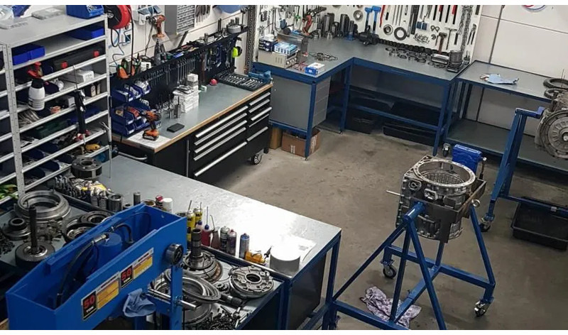 Volvo Versnellingsbak PT1562 oem 22648 - Mjenjač za Zglobni istovarivač: slika Volvo Versnellingsbak PT1562 oem 22648 - Mjenjač za Zglobni istovarivač Volvo Versnellingsbak PT1562 oem 22648 - Mjenjač za Zglobni istovarivač: slika Volvo Versnellingsbak PT1562 oem 22648 - Mjenjač za Zglobni istovarivač