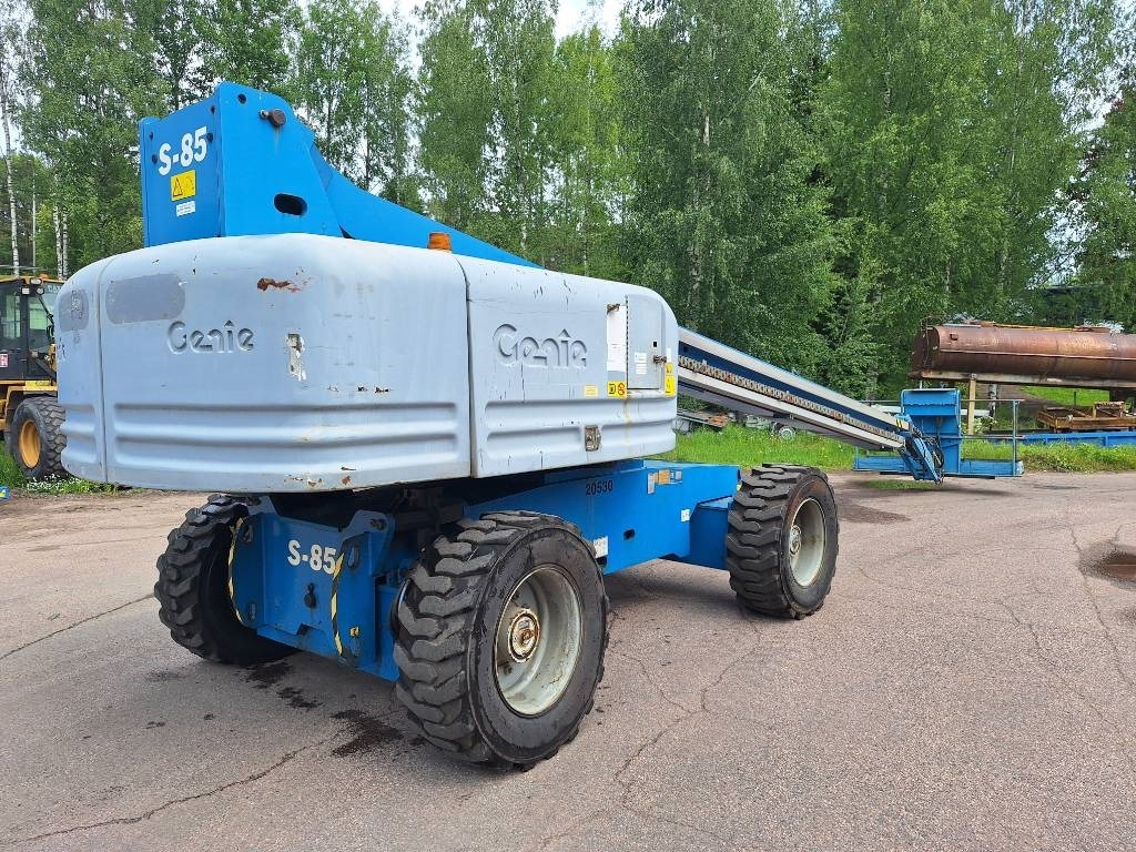 Genie S 85 - Zglobni krak: slika Genie S 85 - Zglobni krak Genie S 85 - Zglobni krak: slika Genie S 85 - Zglobni krak