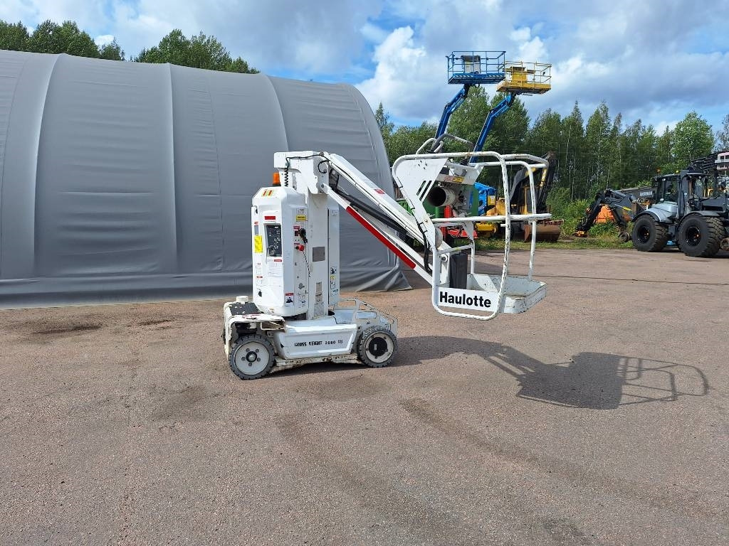 Haulotte Star 10 - Platforma za podizanje stupa u okomitom položaju: slika Haulotte Star 10 - Platforma za podizanje stupa u okomitom položaju Haulotte Star 10 - Platforma za podizanje stupa u okomitom položaju: slika Haulotte Star 10 - Platforma za podizanje stupa u okomitom položaju