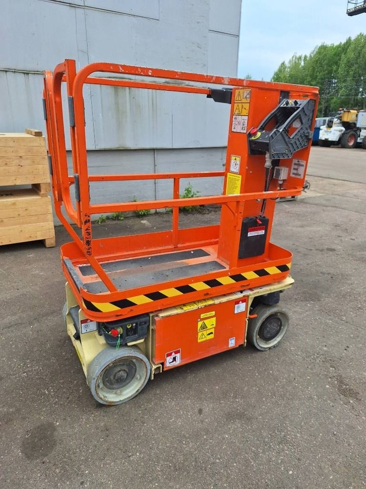 JLG 1230 ES uudet akut!! - Škarasta podizna platforma: slika JLG 1230 ES uudet akut!! - Škarasta podizna platforma JLG 1230 ES uudet akut!! - Škarasta podizna platforma: slika JLG 1230 ES uudet akut!! - Škarasta podizna platforma
