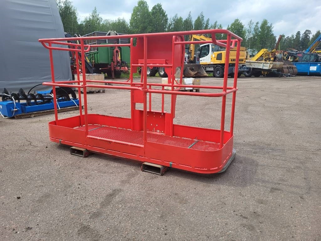 Manitou 200 ATJ kori - Platforma za podizanje stupa u okomitom položaju: slika Manitou 200 ATJ kori - Platforma za podizanje stupa u okomitom položaju Manitou 200 ATJ kori - Platforma za podizanje stupa u okomitom položaju: slika Manitou 200 ATJ kori - Platforma za podizanje stupa u okomitom položaju