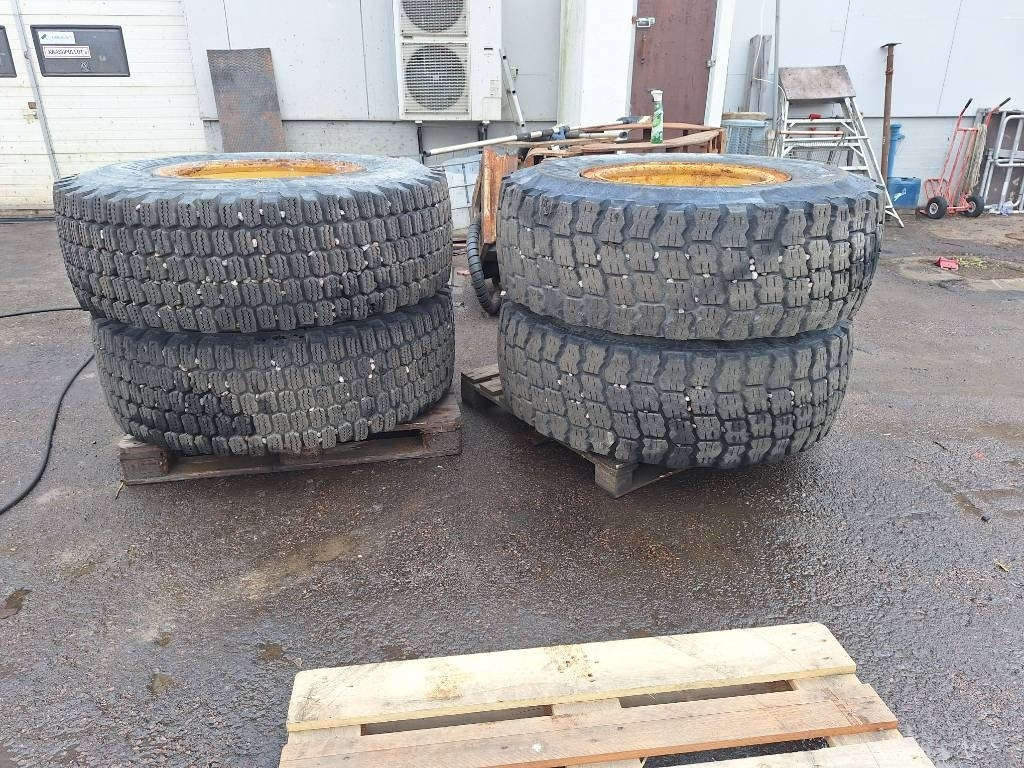 Michelin 17.5R-25 Renkaat 4kpl - Guma za Građevinski strojevi: slika Michelin 17.5R-25 Renkaat 4kpl - Guma za Građevinski strojevi Michelin 17.5R-25 Renkaat 4kpl - Guma za Građevinski strojevi: slika Michelin 17.5R-25 Renkaat 4kpl - Guma za Građevinski strojevi