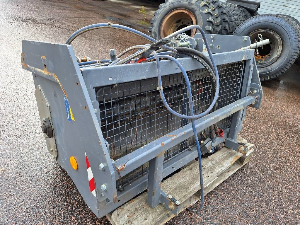 Rauch UKS 120 - Posipač pijeska/ Soli za Namjenska/ Posebna vozila: slika Rauch UKS 120 - Posipač pijeska/ Soli za Namjenska/ Posebna vozila Rauch UKS 120 - Posipač pijeska/ Soli za Namjenska/ Posebna vozila: slika Rauch UKS 120 - Posipač pijeska/ Soli za Namjenska/ Posebna vozila