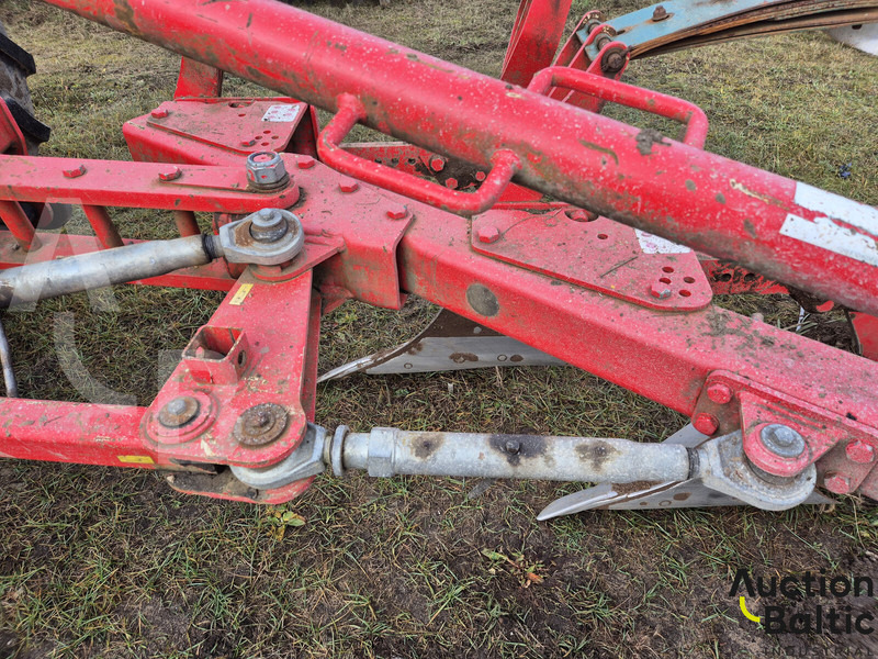 Plug Akpil KMJR4+1SO: slika Plug Akpil KMJR4+1SO