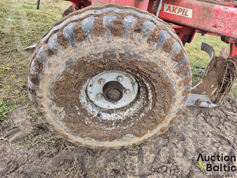 Plug Akpil KMJR4+1SO: slika Plug Akpil KMJR4+1SO