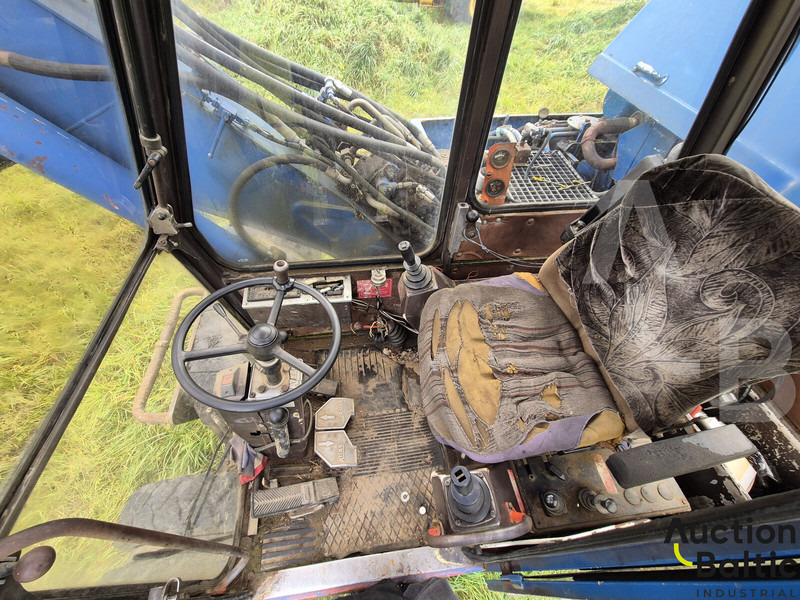 Atlas 1304 - Bager na kotačima: slika Atlas 1304 - Bager na kotačima Atlas 1304 - Bager na kotačima: slika Atlas 1304 - Bager na kotačima