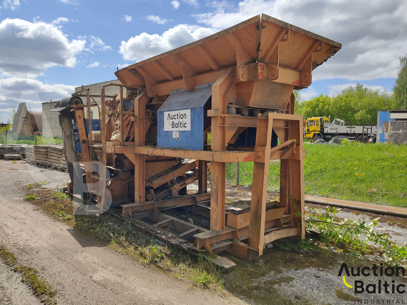 BMD RA700/4 - Oprema za obradu tla: slika BMD RA700/4 - Oprema za obradu tla BMD RA700/4 - Oprema za obradu tla: slika BMD RA700/4 - Oprema za obradu tla