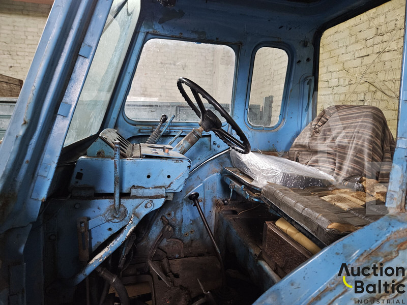 Belarus MTZ 80L - Traktor: slika Belarus MTZ 80L - Traktor Belarus MTZ 80L - Traktor: slika Belarus MTZ 80L - Traktor