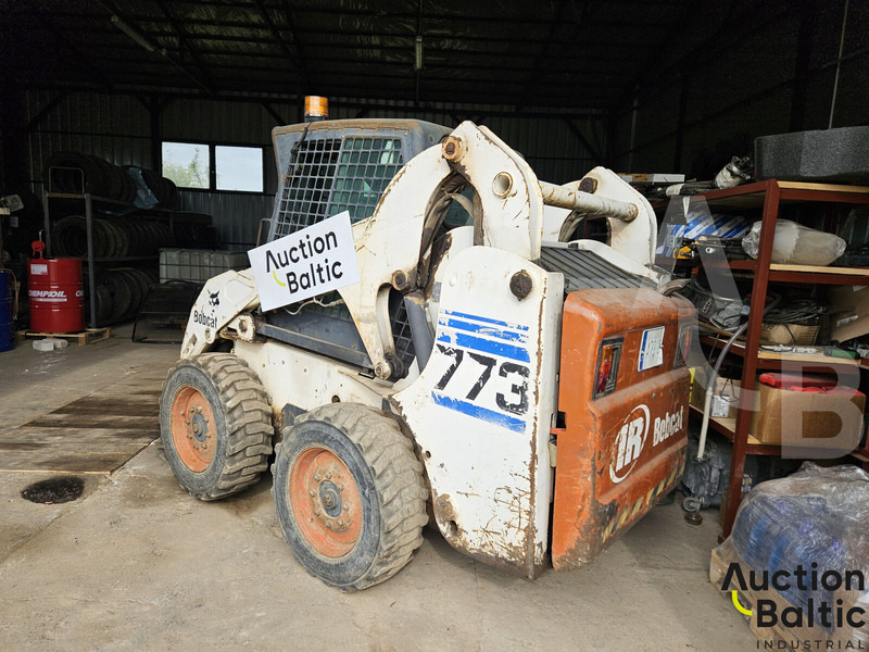 Bobcat 773 - Mini utovarivač: slika Bobcat 773 - Mini utovarivač Bobcat 773 - Mini utovarivač: slika Bobcat 773 - Mini utovarivač