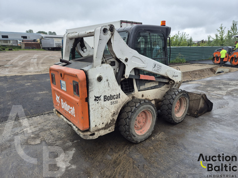 Bobcat S 530 - Mini utovarivač: slika Bobcat S 530 - Mini utovarivač Bobcat S 530 - Mini utovarivač: slika Bobcat S 530 - Mini utovarivač