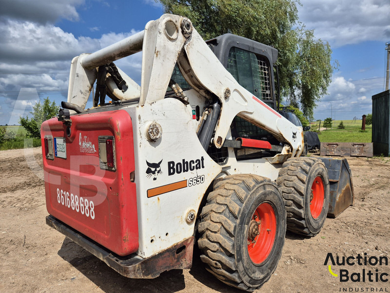 Bobcat S 650 - Mini utovarivač: slika Bobcat S 650 - Mini utovarivač Bobcat S 650 - Mini utovarivač: slika Bobcat S 650 - Mini utovarivač