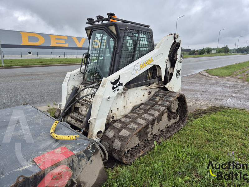 Bobcat T 320 - Utovarivač gusjeničar: slika Bobcat T 320 - Utovarivač gusjeničar Bobcat T 320 - Utovarivač gusjeničar: slika Bobcat T 320 - Utovarivač gusjeničar