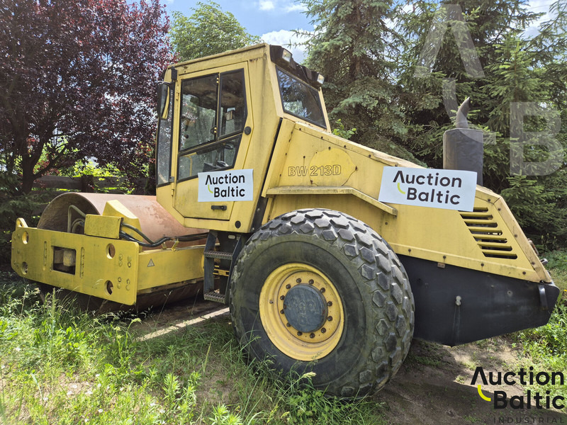 Bomag BW 211 D - Valjak: slika Bomag BW 211 D - Valjak Bomag BW 211 D - Valjak: slika Bomag BW 211 D - Valjak