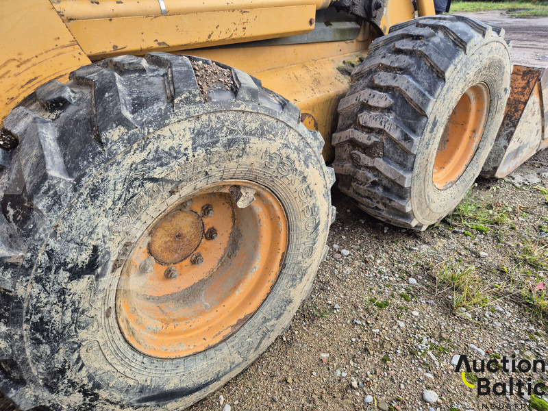 Zakup Case 90 XT Case 90 XT: slika Zakup Case 90 XT Case 90 XT Zakup Case 90 XT Case 90 XT: slika Zakup Case 90 XT Case 90 XT